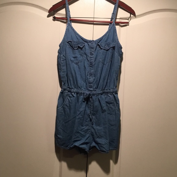 American Rag romper - Picture 1 of 1